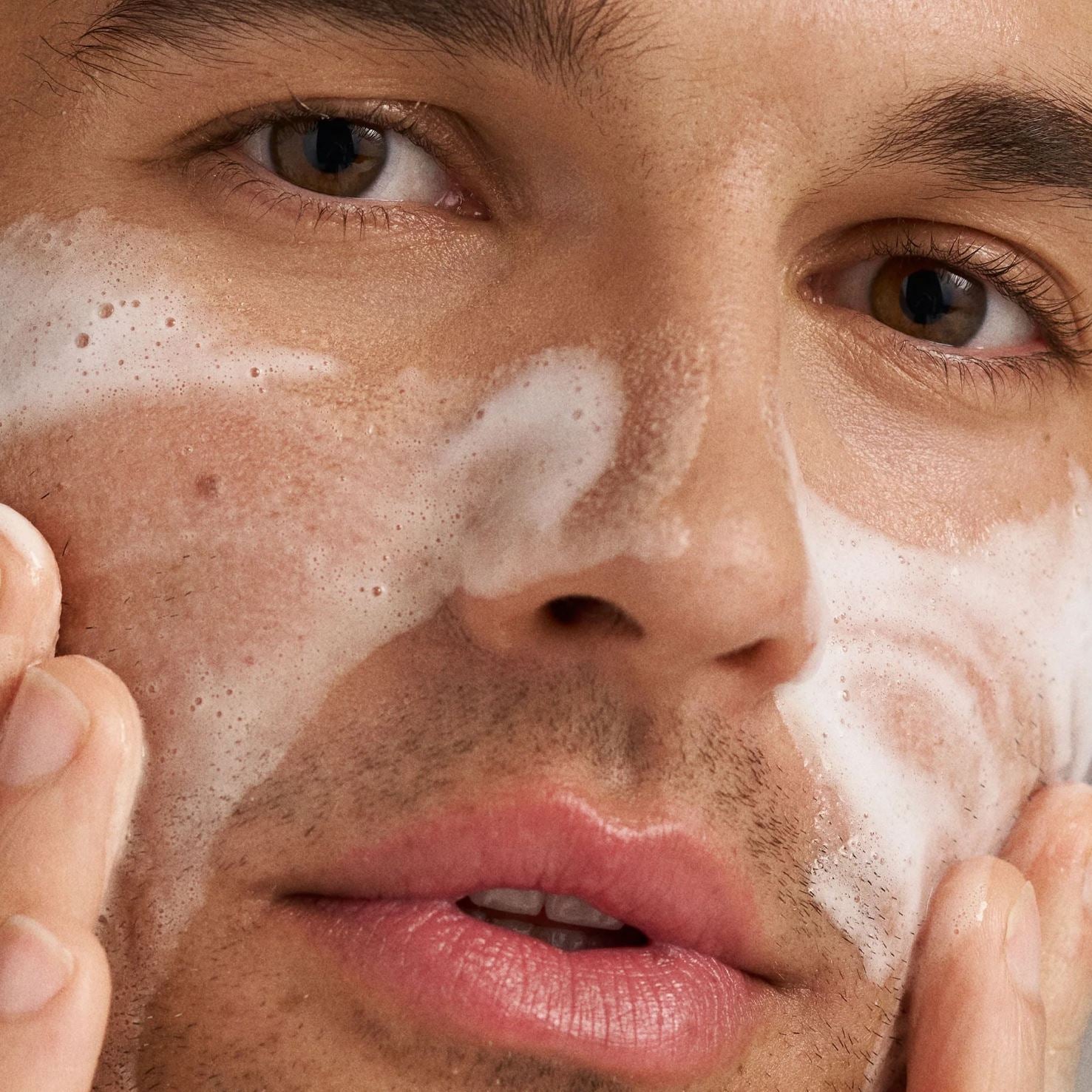 קלירינג סקין ווש