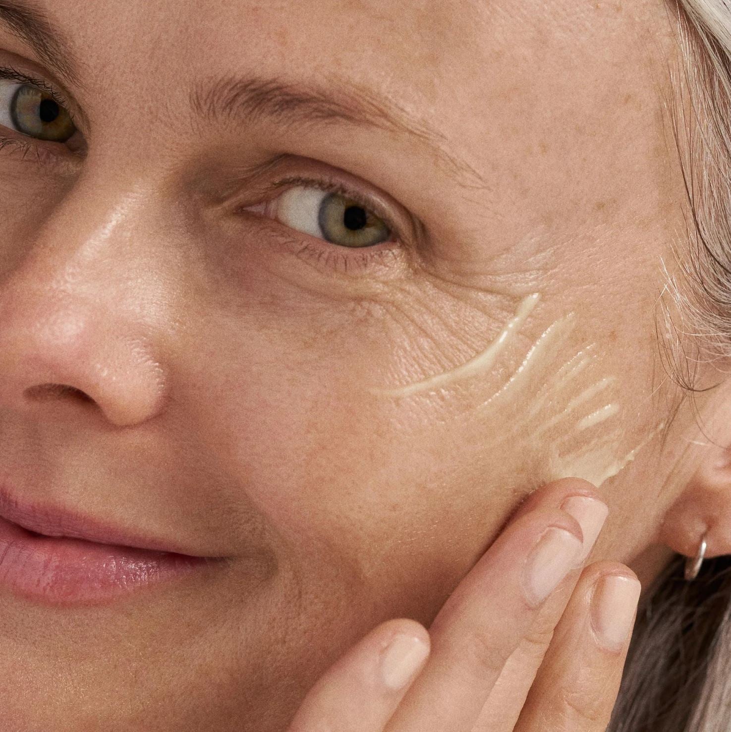 דיינמיק סקין רטינול סרום